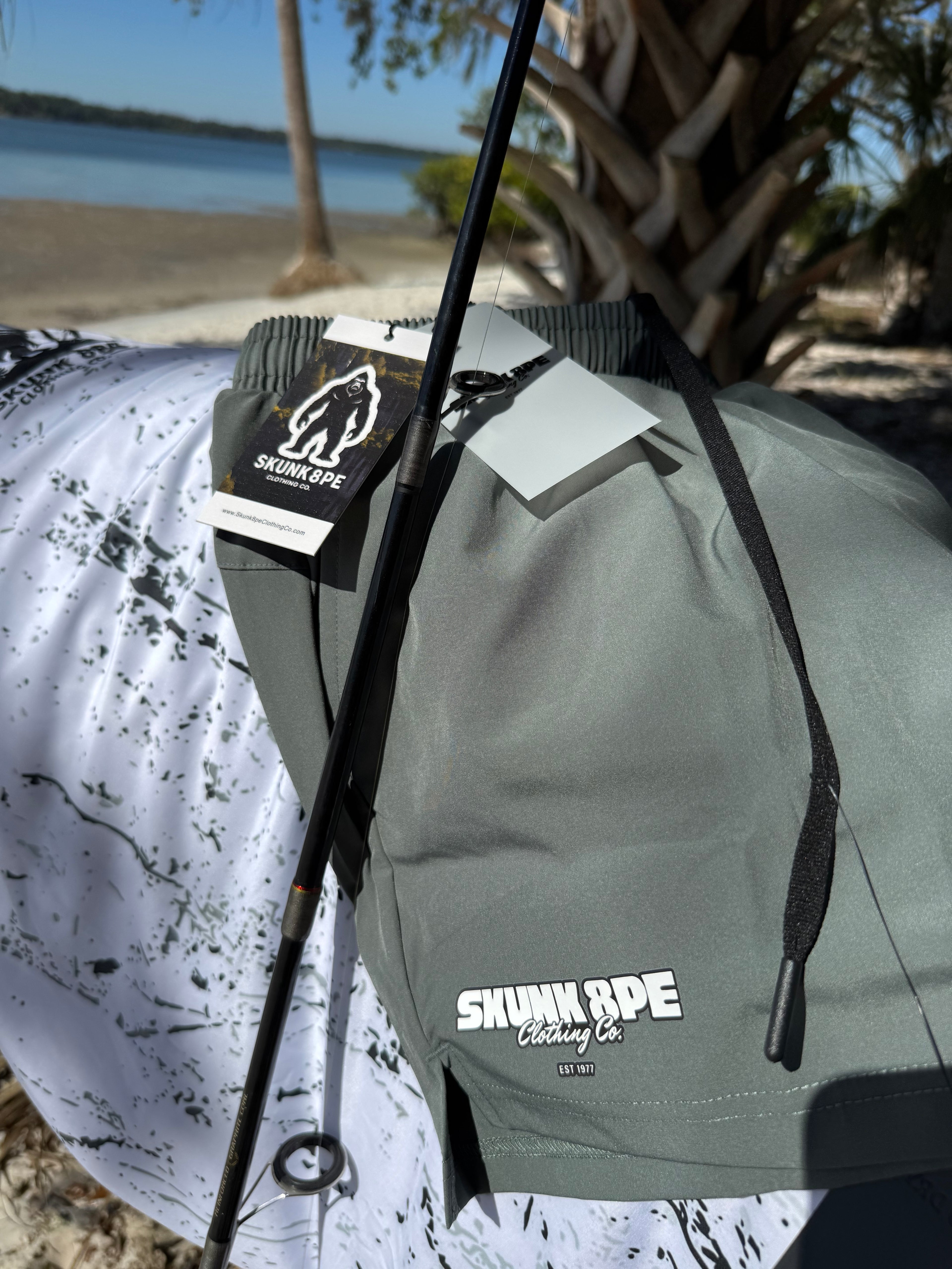 Men’s 8PE-Fit Ultralight Performance Shorts 5"